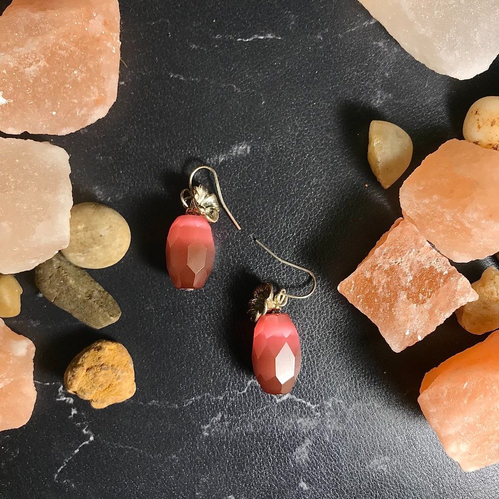 -StrawberryRouge & Silver Flower Dangling Earrings